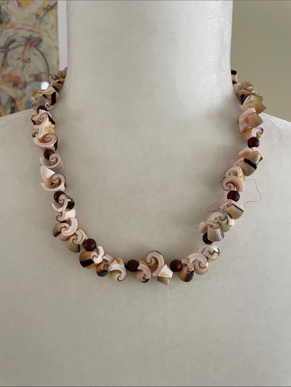 VINTAGE PUKA SEA SHELL & BROWN BEAD NECKLACE Tropical Beach Boho Choker